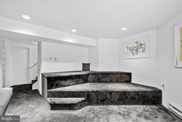 256 SYCAMORE CIR, Feasterville Trevose, PA 19053