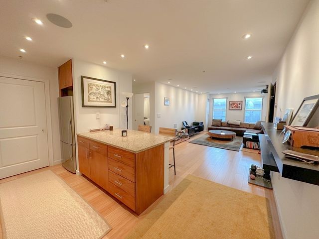 16 Miner 509, Boston, MA 02215