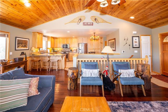 28244 Arbon Lane, Lake Arrowhead, CA 92352