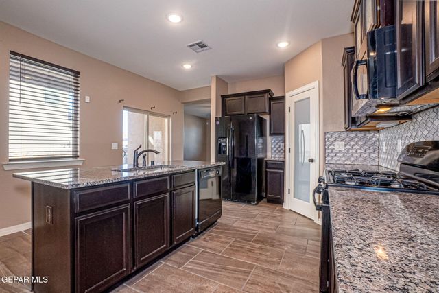 14420 Alyssa Marie, El Paso, TX 79938