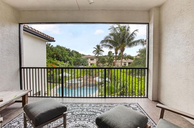 8991 Little Falls Way, Delray Beach, FL 33446