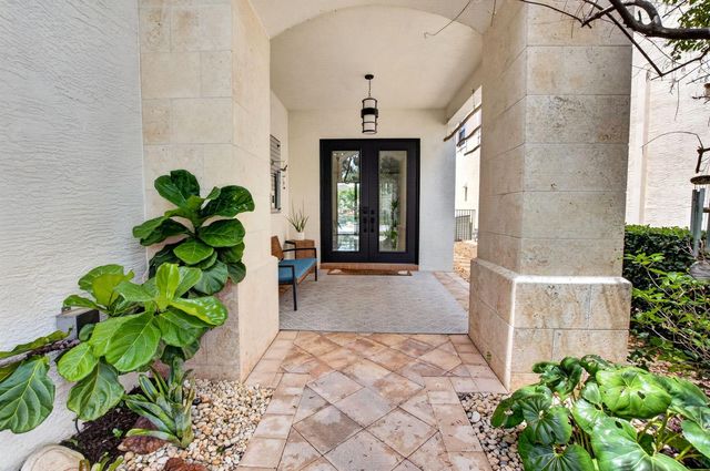8991 Little Falls Way, Delray Beach, FL 33446