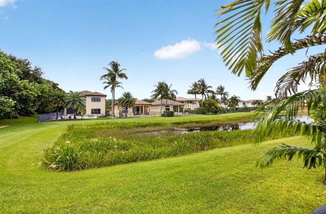 8991 Little Falls Way, Delray Beach, FL 33446