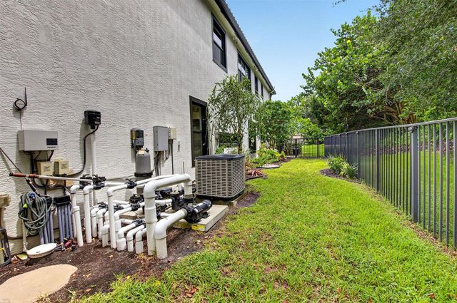 8991 Little Falls Way, Delray Beach, FL 33446