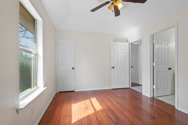 217 N Bugle Drive, Fort Worth, TX 76108