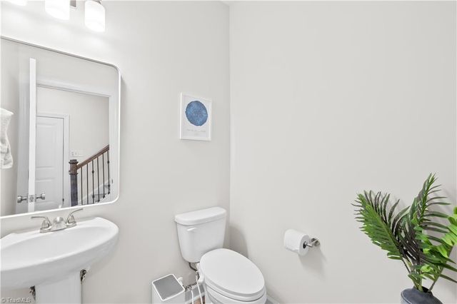 6224 Kershaw Meadows Road, Pfafftown, NC 27040