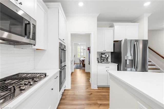 6224 Kershaw Meadows Road, Pfafftown, NC 27040