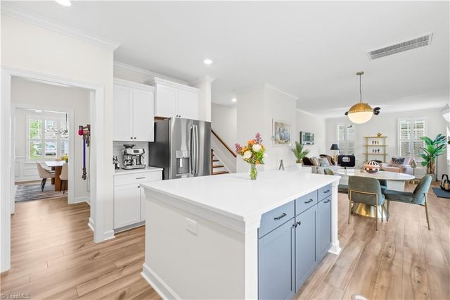 6224 Kershaw Meadows Road, Pfafftown, NC 27040