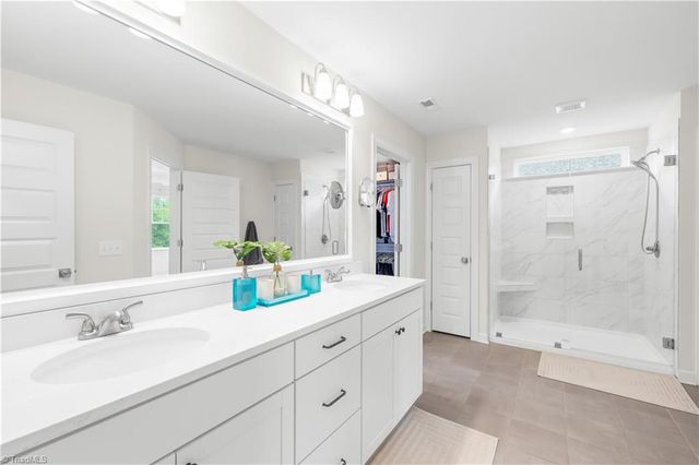 6224 Kershaw Meadows Road, Pfafftown, NC 27040