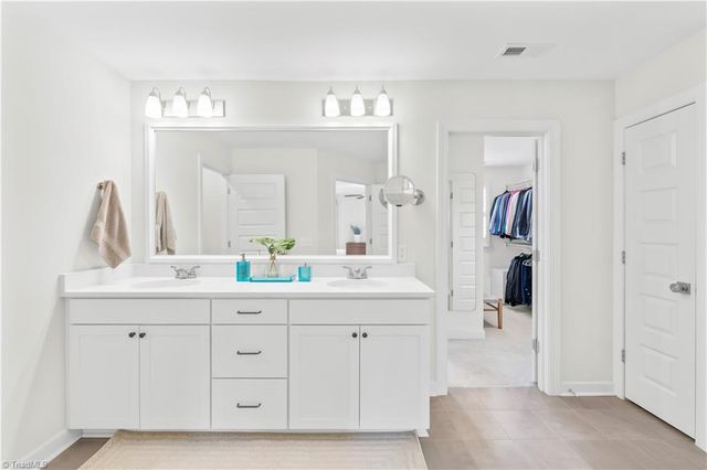 6224 Kershaw Meadows Road, Pfafftown, NC 27040