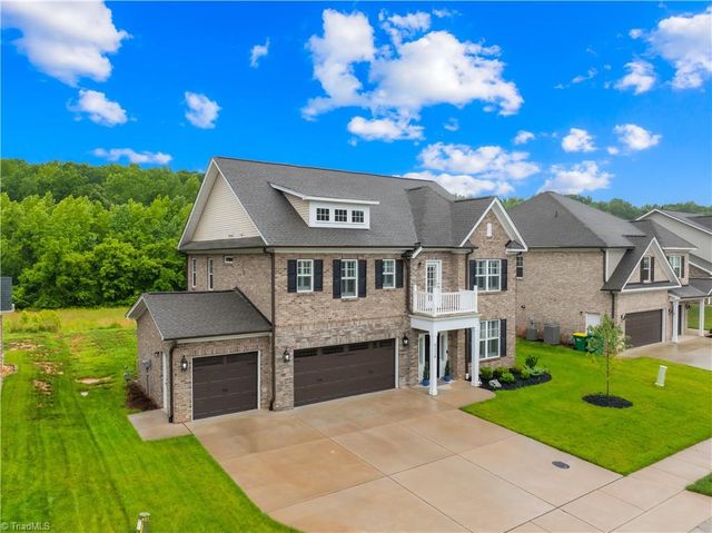 6224 Kershaw Meadows Road, Pfafftown, NC 27040