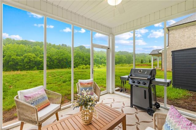 6224 Kershaw Meadows Road, Pfafftown, NC 27040