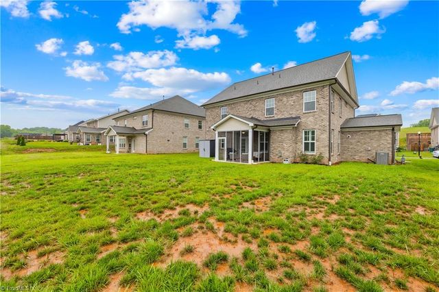 6224 Kershaw Meadows Road, Pfafftown, NC 27040