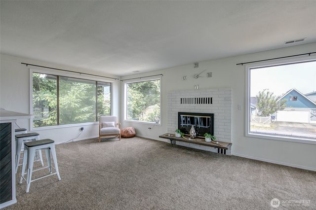 347 Harbor View Loop SE, Ocean Shores, WA 98569