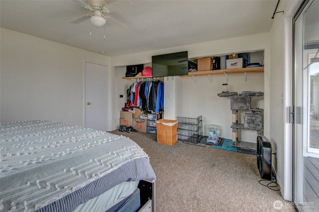 347 Harbor View Loop SE, Ocean Shores, WA 98569