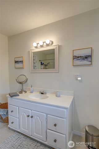 347 Harbor View Loop SE, Ocean Shores, WA 98569