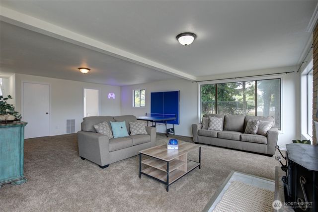 347 Harbor View Loop SE, Ocean Shores, WA 98569