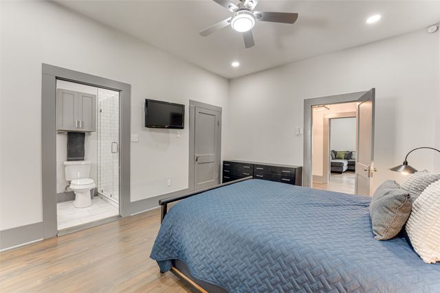 200 Olive Street, Lone Oak, TX 75453
