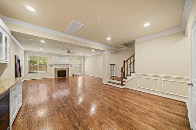 1121 Beall Landing Court, Houston, TX 77008