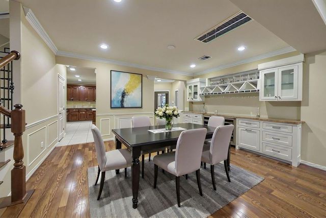 1121 Beall Landing Court, Houston, TX 77008