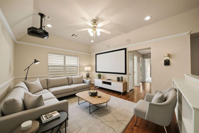 1121 Beall Landing Court, Houston, TX 77008