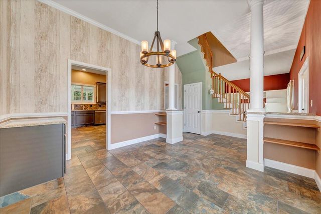 116 Dusty RD, Covington, VA 24426