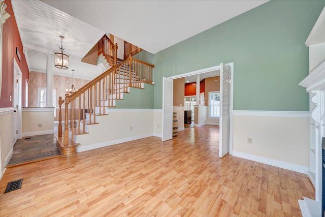 116 Dusty RD, Covington, VA 24426