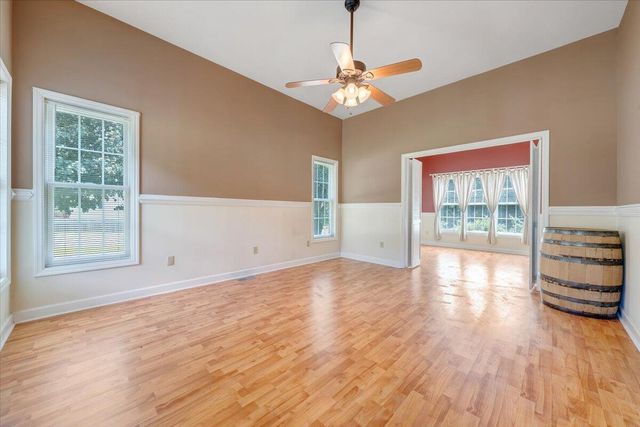 116 Dusty RD, Covington, VA 24426