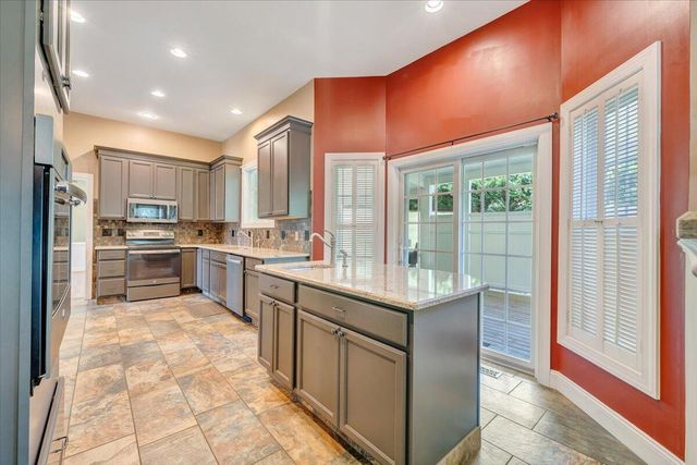 116 Dusty RD, Covington, VA 24426