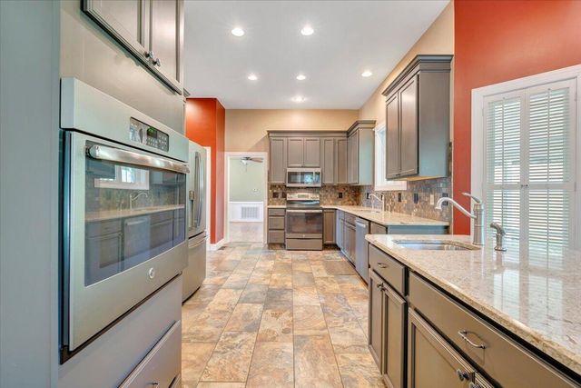 116 Dusty RD, Covington, VA 24426