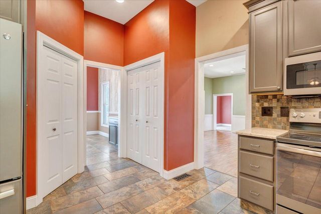 116 Dusty RD, Covington, VA 24426