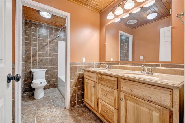 116 Dusty RD, Covington, VA 24426