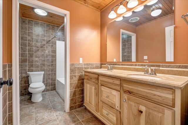 116 Dusty RD, Covington, VA 24426