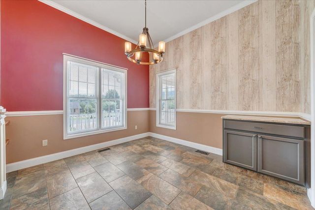 116 Dusty RD, Covington, VA 24426