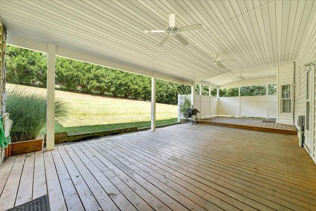 116 Dusty RD, Covington, VA 24426