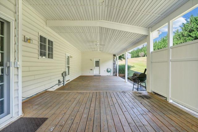 116 Dusty RD, Covington, VA 24426