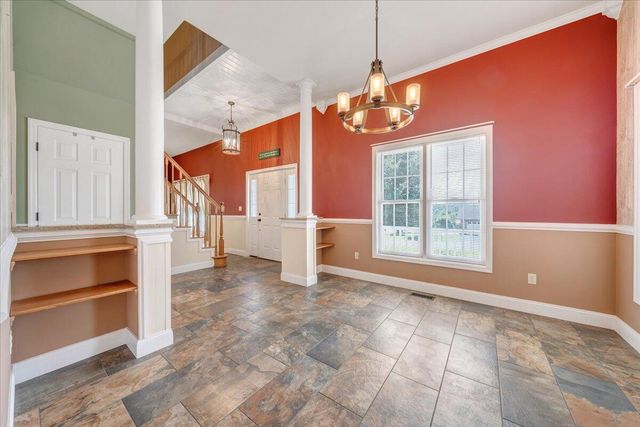 116 Dusty RD, Covington, VA 24426