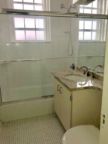 205 Mount Auburn St 4D, Cambridge, MA 02138