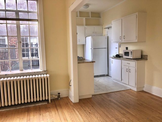 205 Mount Auburn St 4D, Cambridge, MA 02138