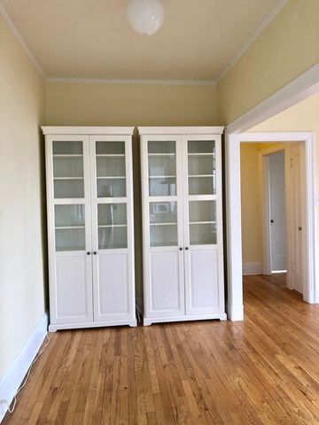 205 Mount Auburn St 4D, Cambridge, MA 02138