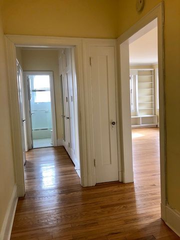 205 Mount Auburn St 4D, Cambridge, MA 02138