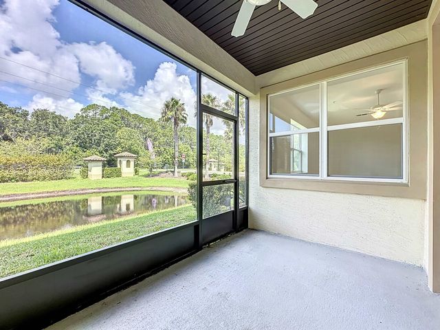 255 Grand Ravine Dr, St Augustine, FL 32086