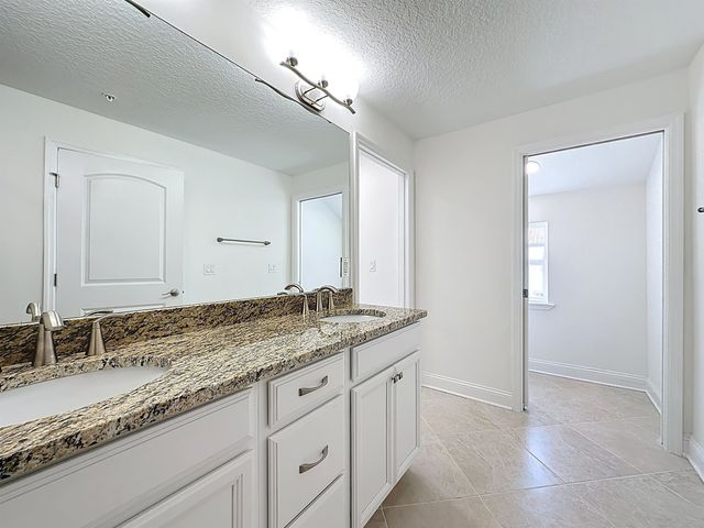 255 Grand Ravine Dr, St Augustine, FL 32086