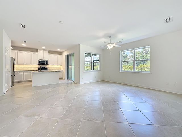 255 Grand Ravine Dr, St Augustine, FL 32086