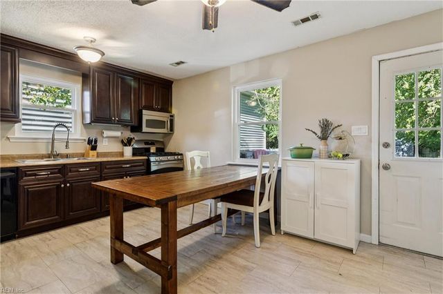 168 Woodland RD, Hampton, VA 23663