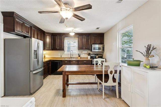 168 Woodland RD, Hampton, VA 23663