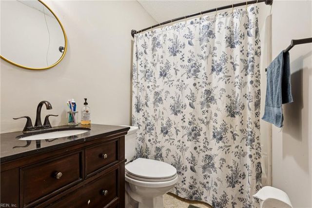 168 Woodland RD, Hampton, VA 23663