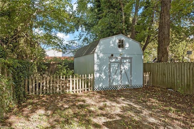 168 Woodland RD, Hampton, VA 23663