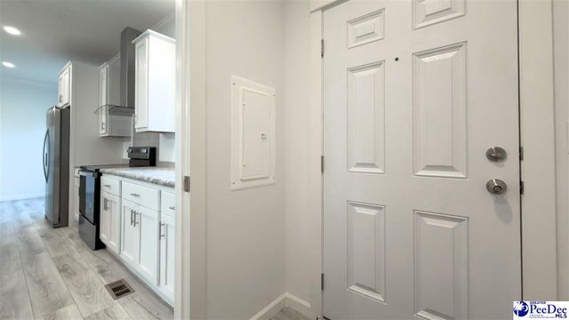 2111 Poor Farm Rd., Effingham, SC 29541