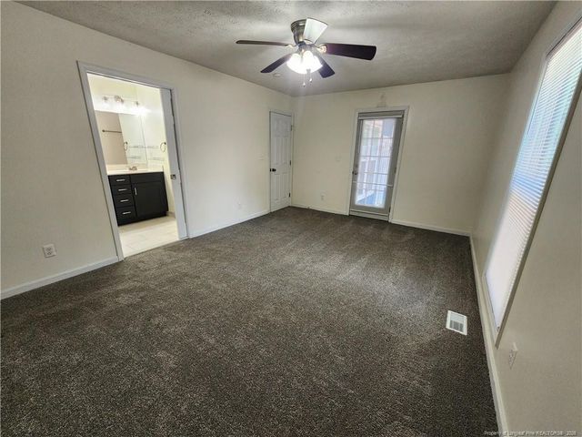 5521 DEEP HOLLOW Court, Fayetteville, NC 28311